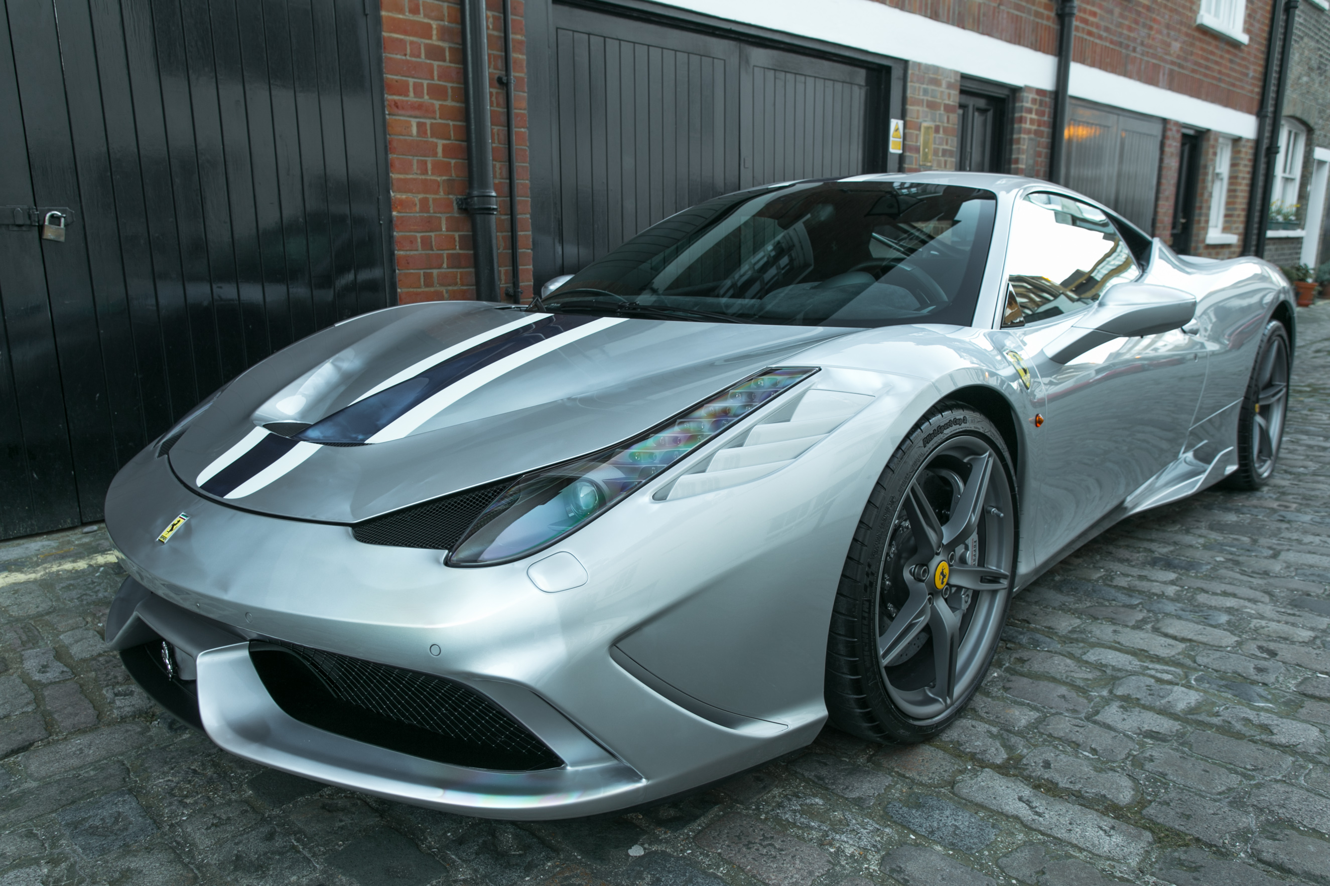 Ferrari 458 Speciale Argento Nurburgring