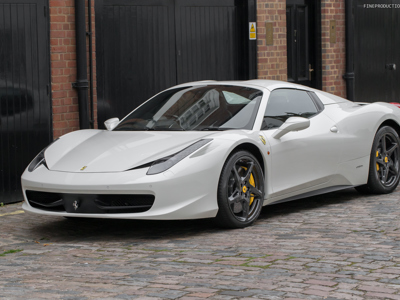 Ferrari 458 Bianco Fuji