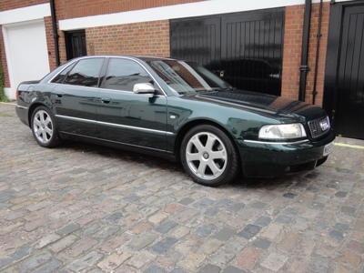 Audi S8 1998