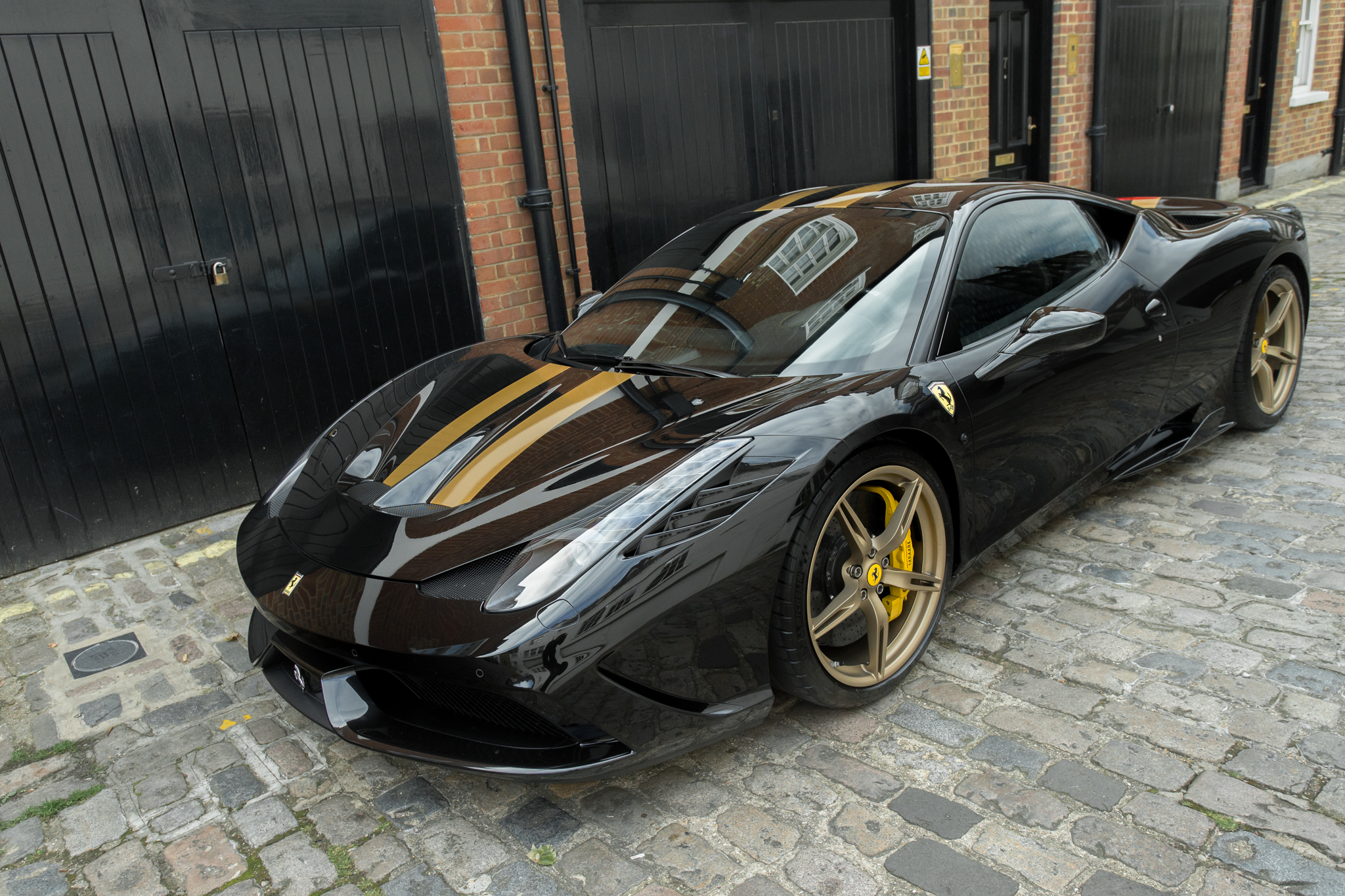 Ferrari 458 Speciale Nero Daytona