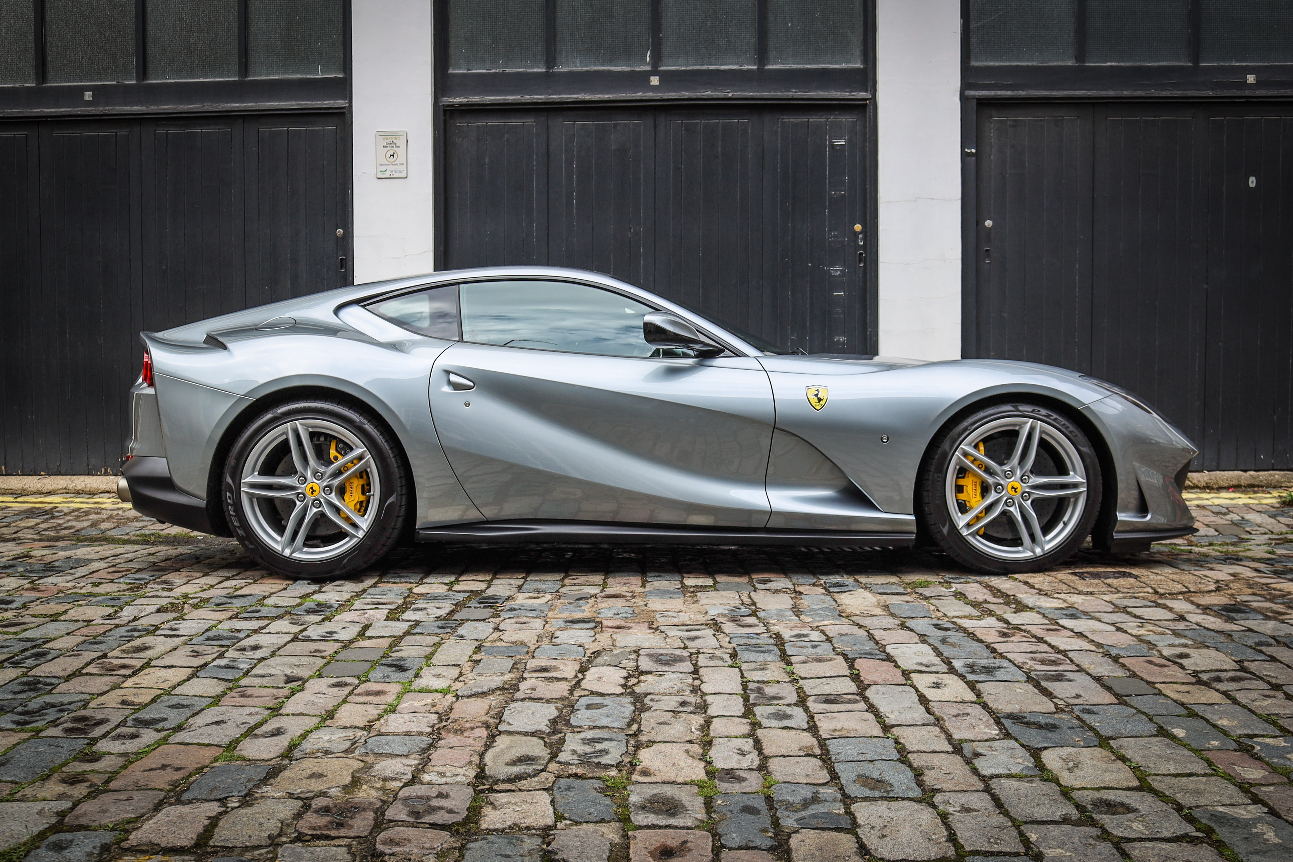 Ferrari 812 Superfast